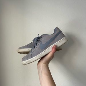 NIKE COURT ROYALE SUEDE SHOES